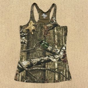 Mossy Oak Women’s Multi/Green Camouflage Tank Top